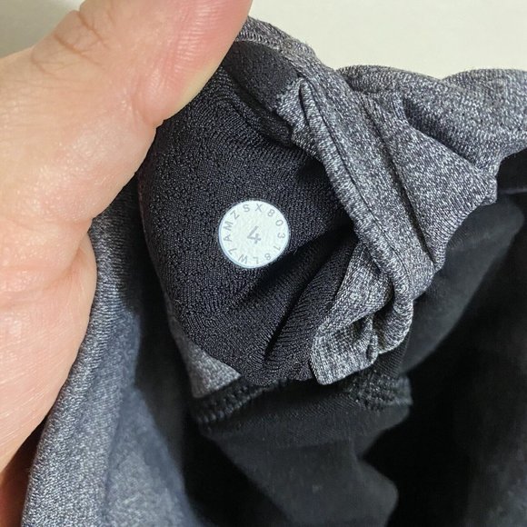 Lululemon black/grey athletic laser speed train short woman’s Size 4 - Picture 9 of 9